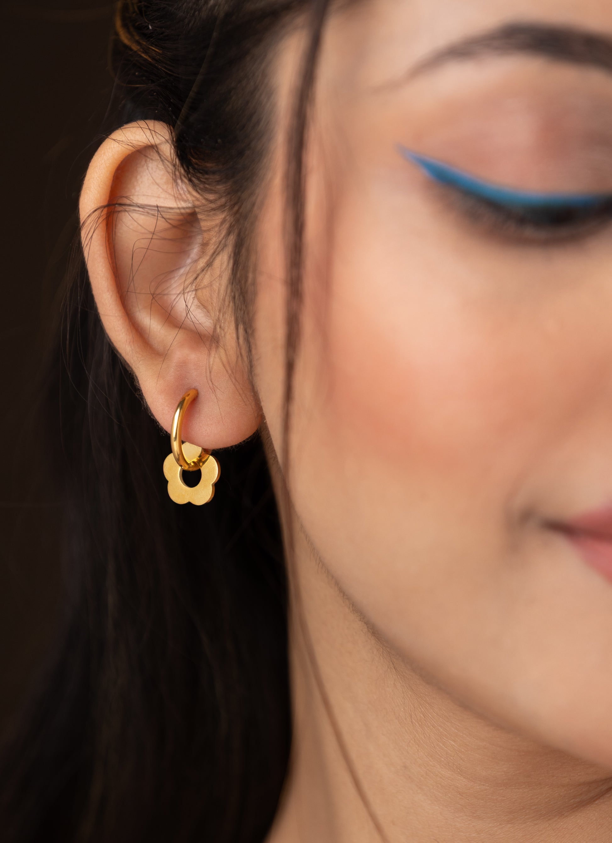 Flower Pendant Dangler Earring in Gold