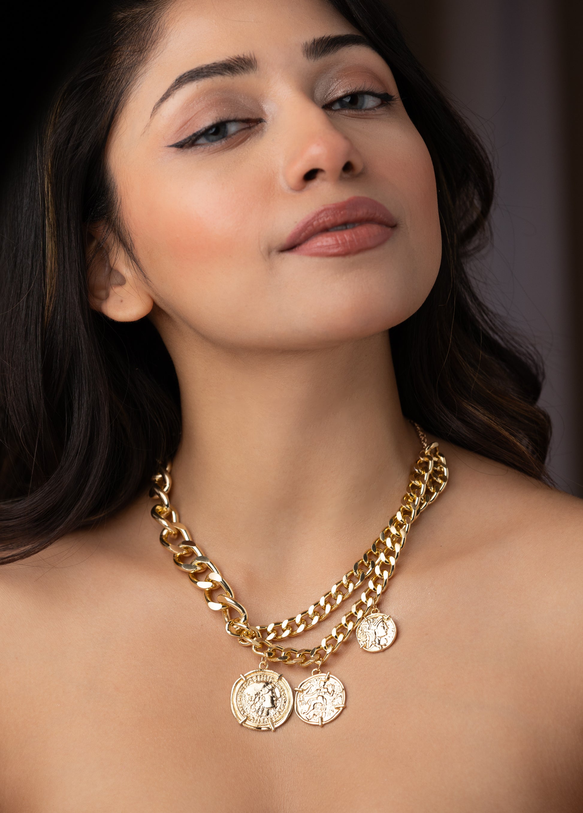 Coin Style Statement Piece Neckpiece in Gold