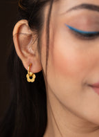 Flower Pendant Dangler Earring in Gold