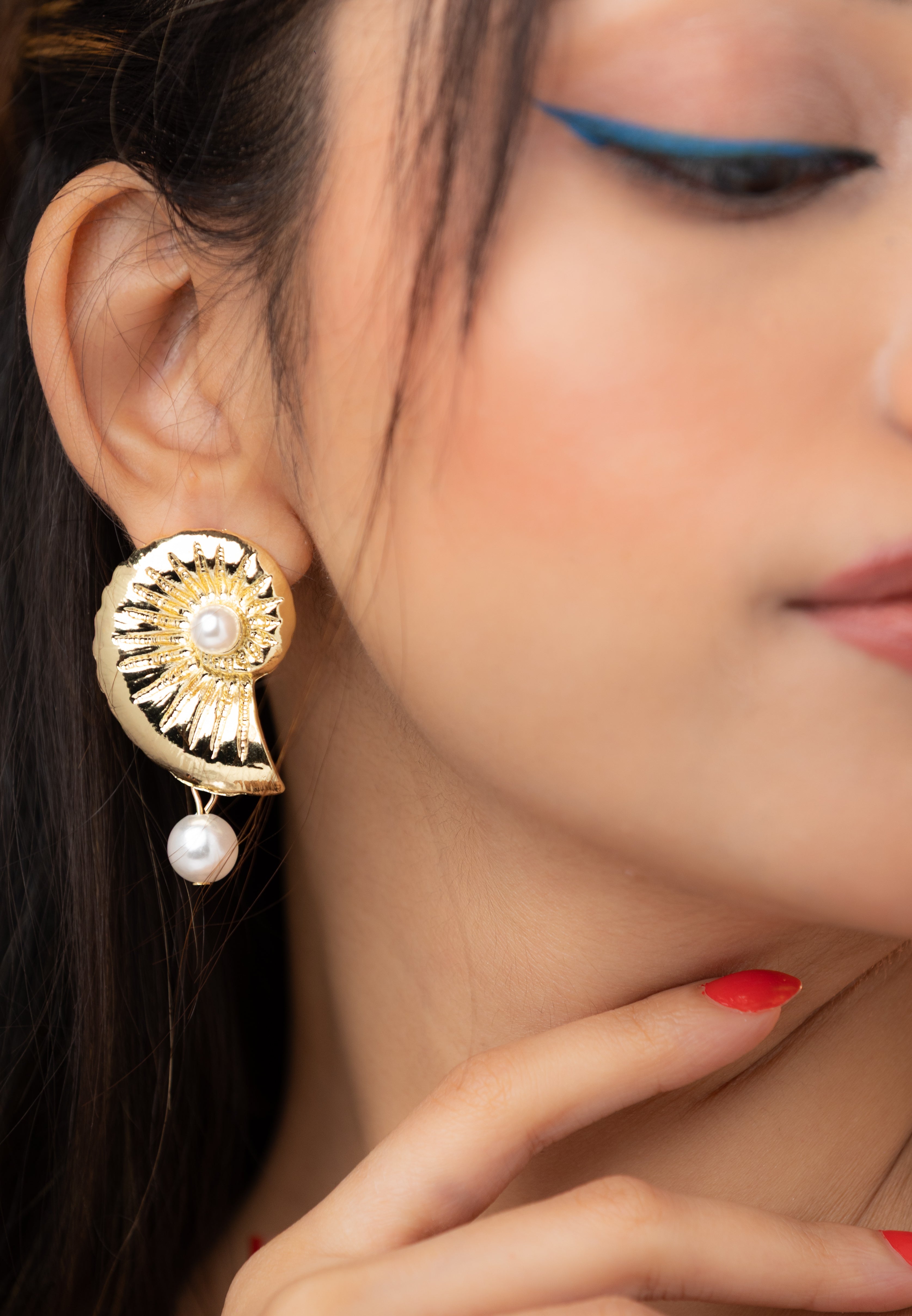 Snail Earring with Pearl Drop