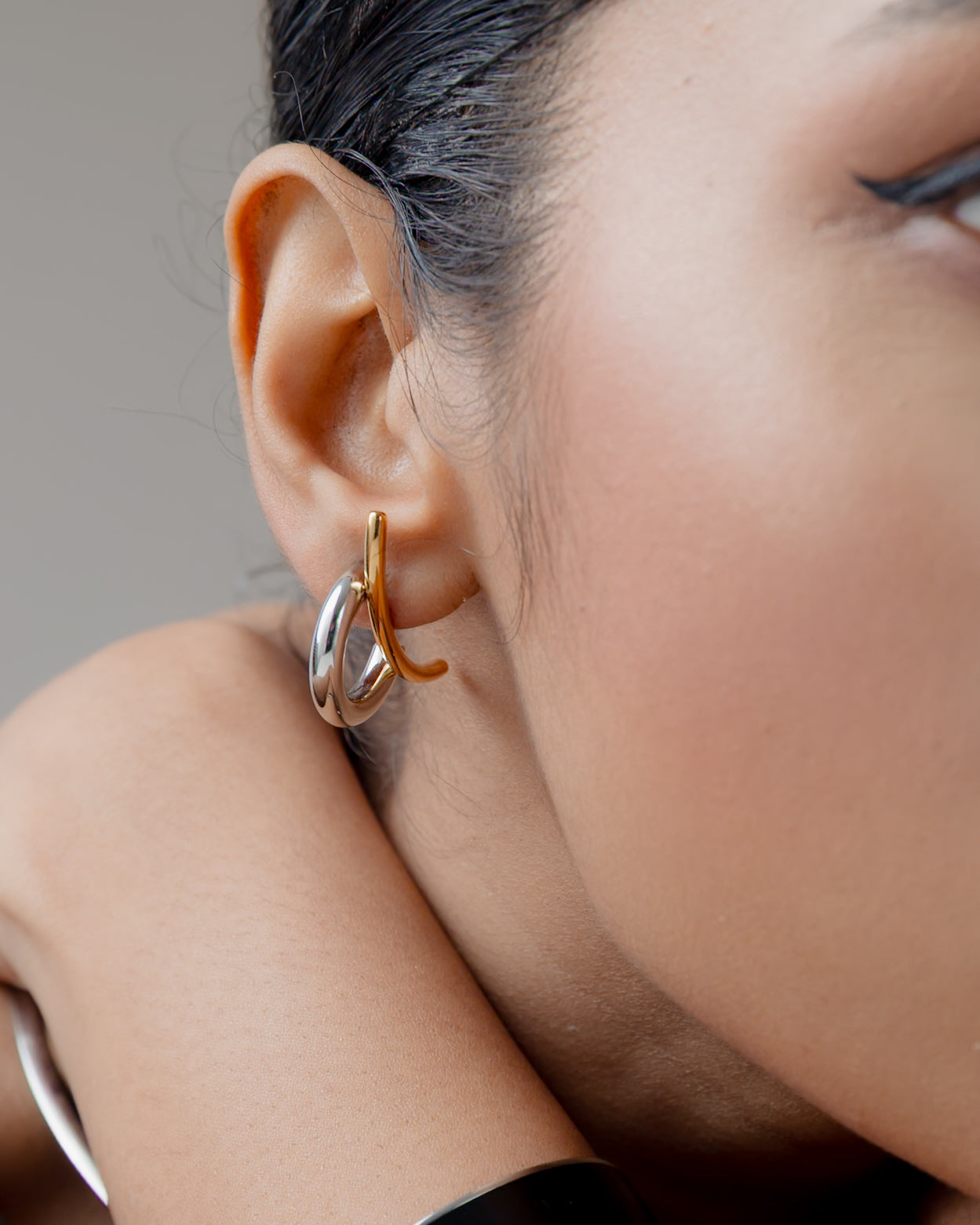 Dual Arc Statement Studs in Gold and Silver (18K Gold Plated)