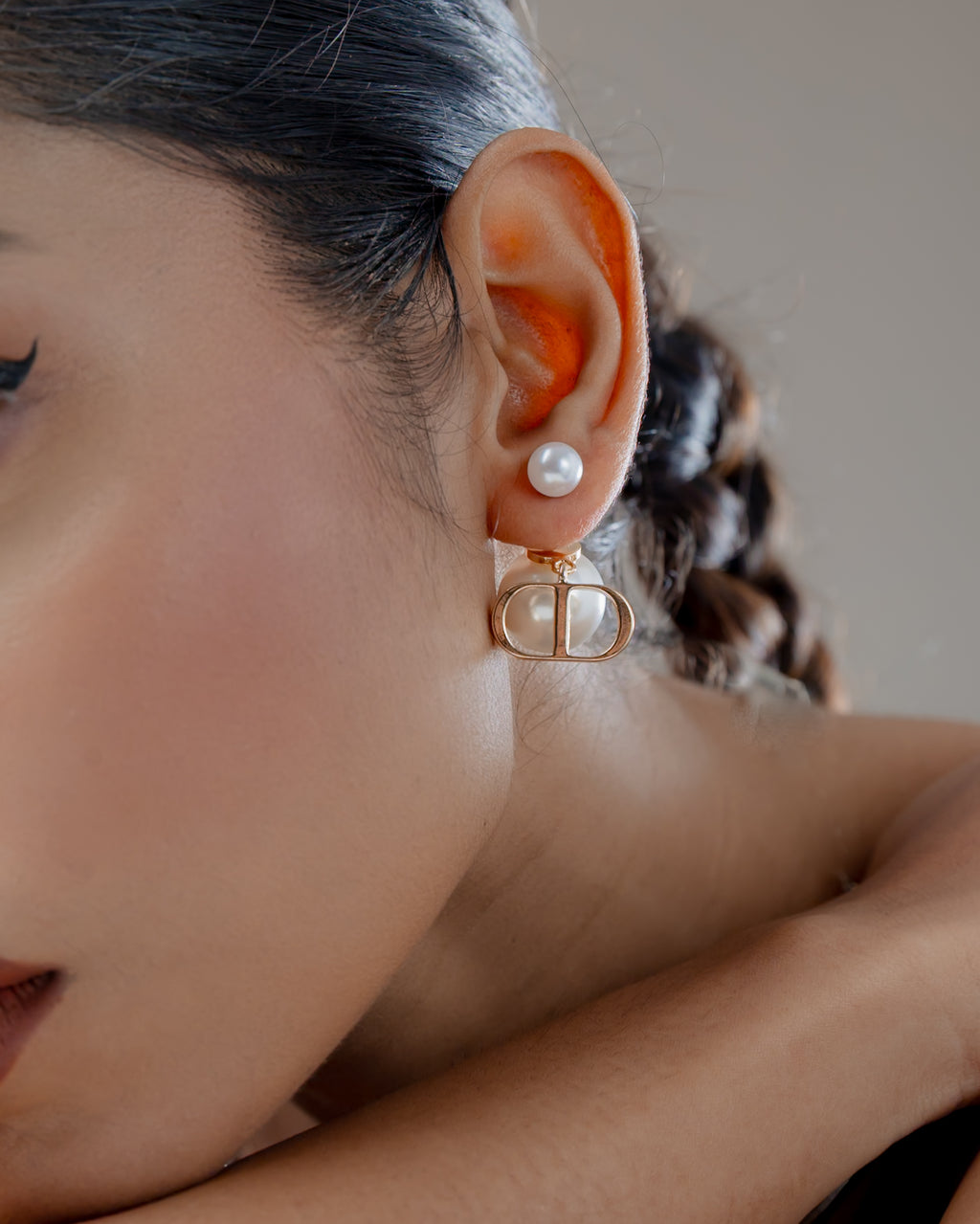 Luna Luxe Pearl Drop Earrings