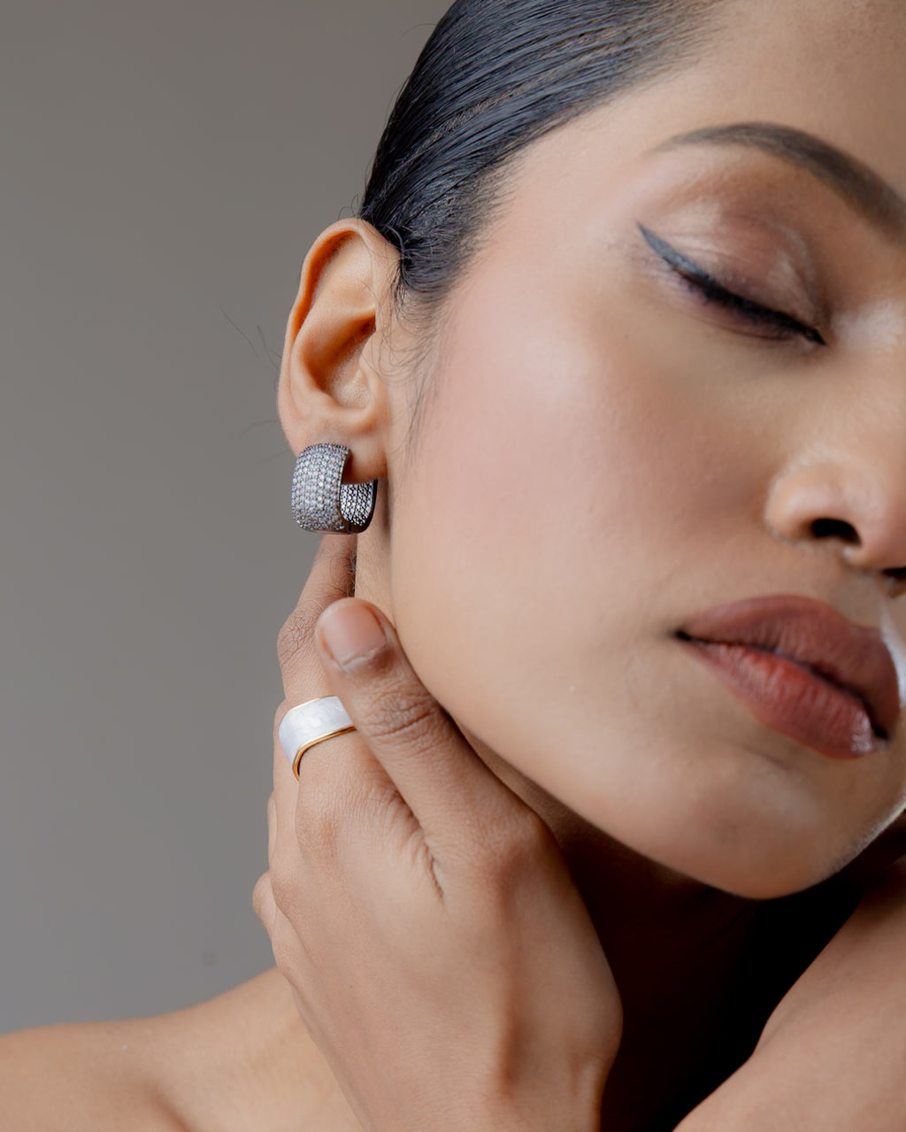 Midnight Sparkle Pavé Huggie Earrings - 18K Gold Plated