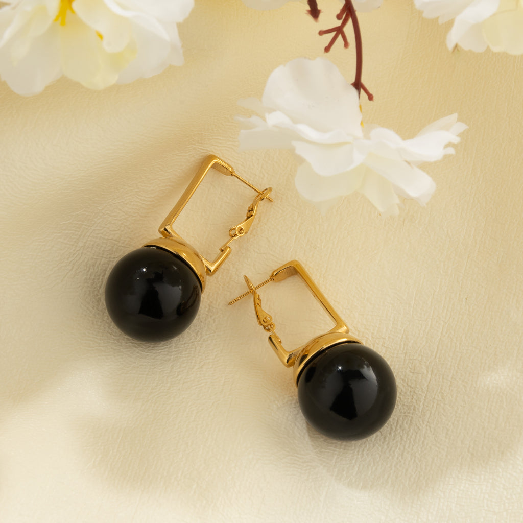 Noir Pearl Drop Link Earrings - Gold Plated