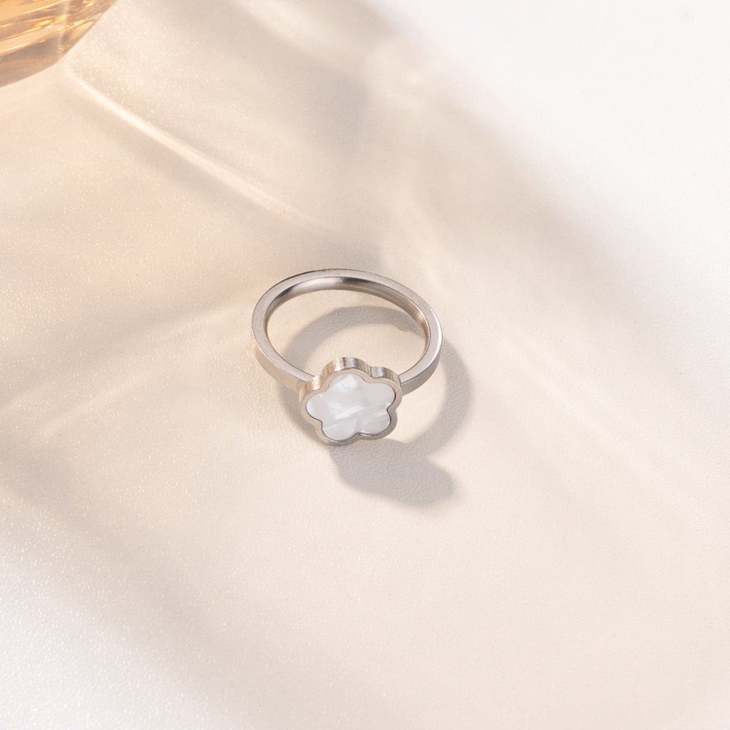 Ivory Bloom Ring (18K Gold Plated)