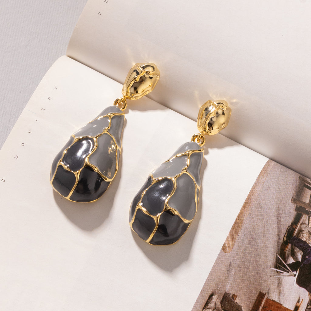 Azure Vein Statement Drop Earrings in Grey and Black