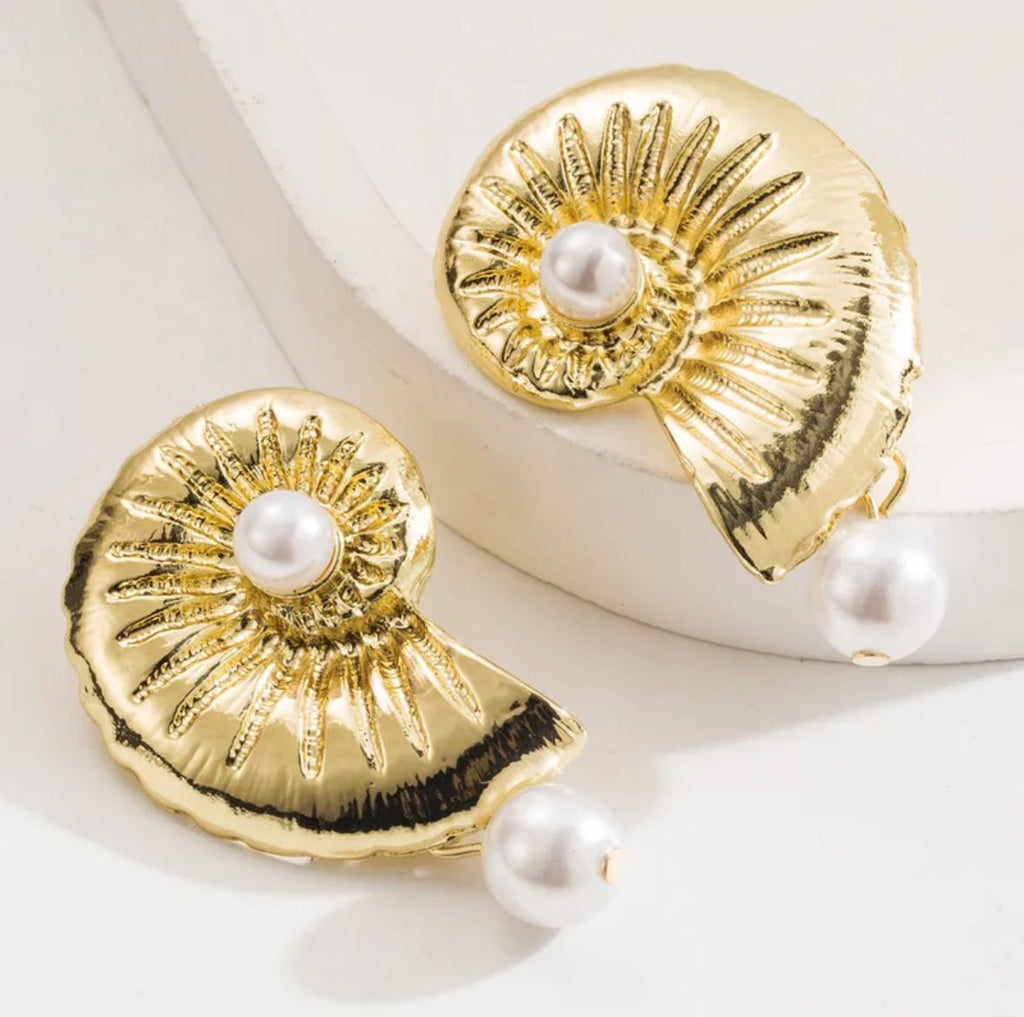 Snail Earring with Pearl Drop