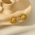 Snail Stud with Pearl in Gold